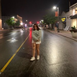 Meet your Posher, Madeline